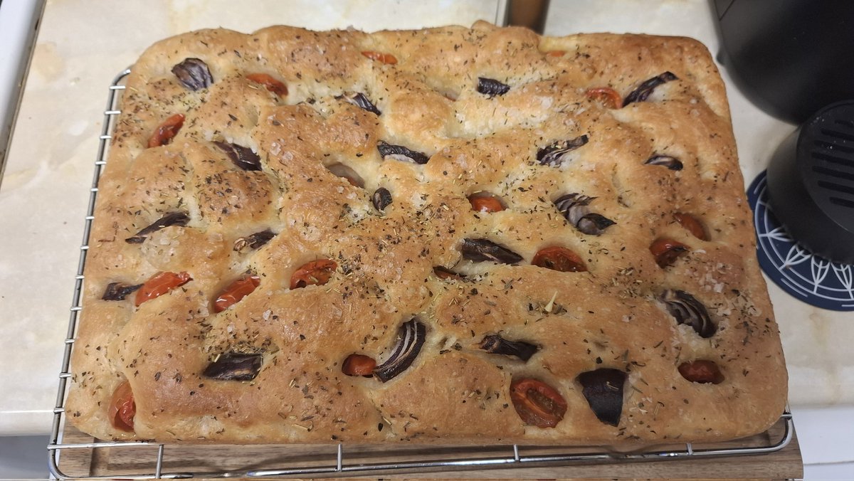 lost_alkhemist's tweet photo. And done...
#BreadBore https://t.co/7mtbWYzLI5