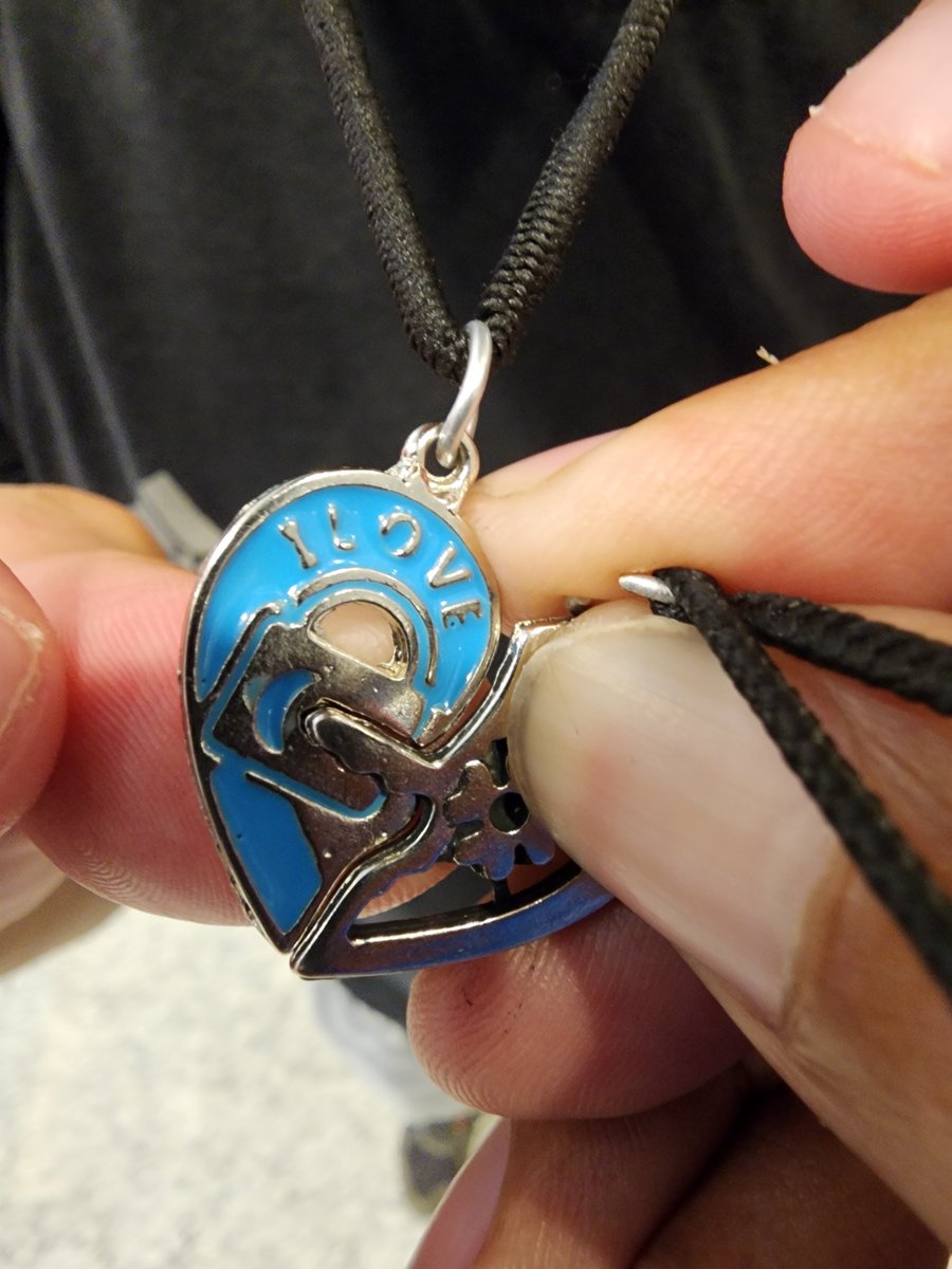 Sly Blue tweet media