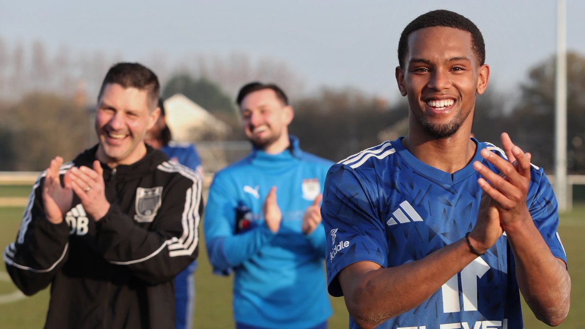 Squires Gate FC tweet media