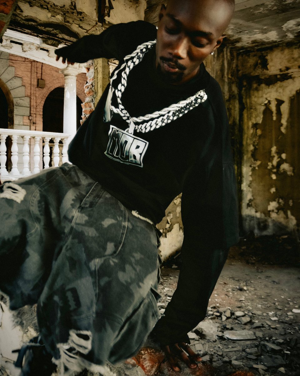 CLAPPEDMOB tweet media