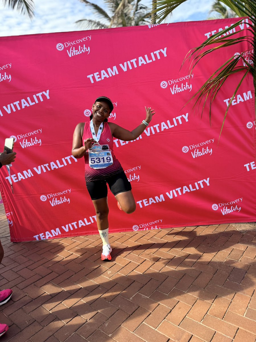 Dr Akhona tweet media