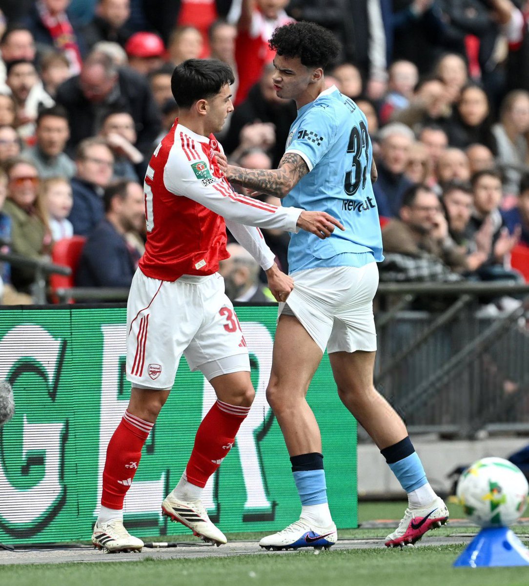 Ball Dates tweet media