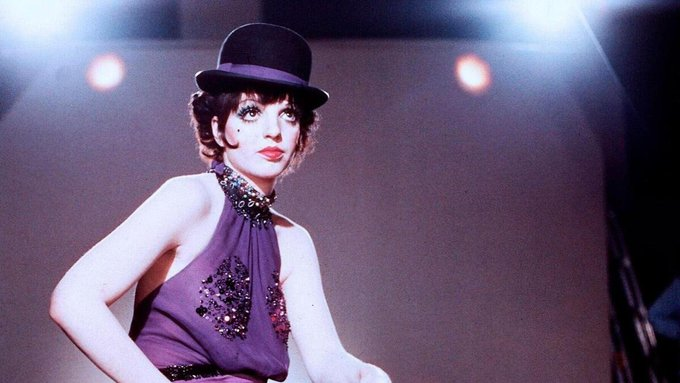 iShowTunes's tweet photo. #LizaMinnelli / #CABARET / 1972
#TCMParty #TCMEssentials #MovieMusicals #BobFosse #KanderAndEbb https://t.co/1tyA9GxzX5