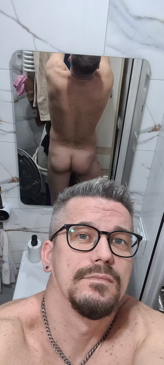 hairybodyfan80 tweet media