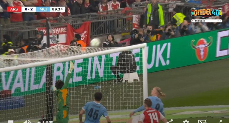 AliveLFC tweet media