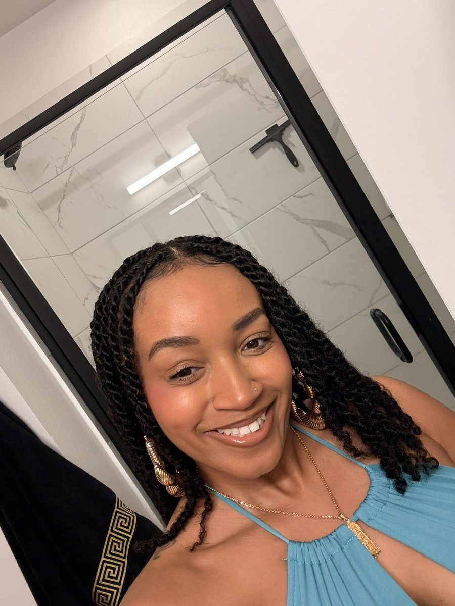 whitley gilbHERt 👑 tweet media