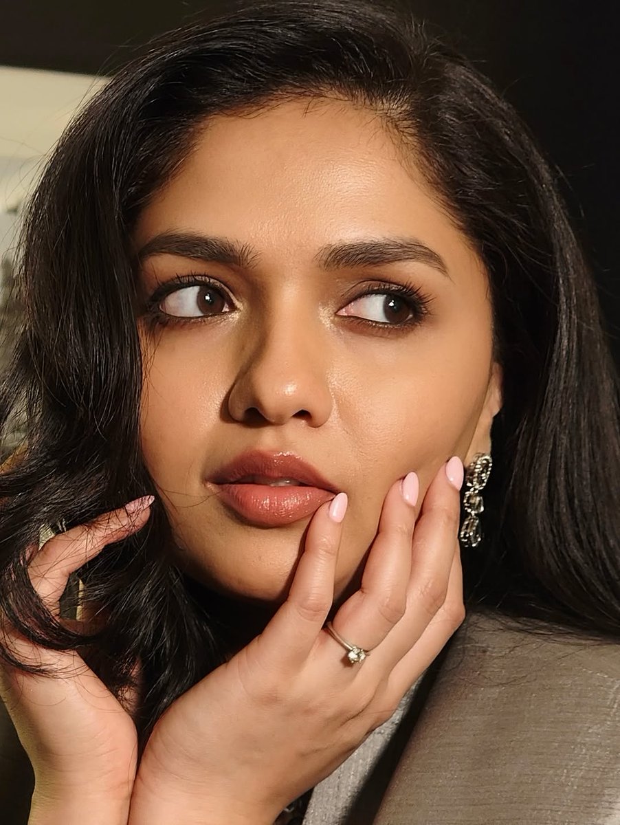 Common Man Media tweet media