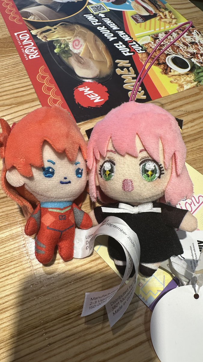 Mari Illustrious Makinami tweet media