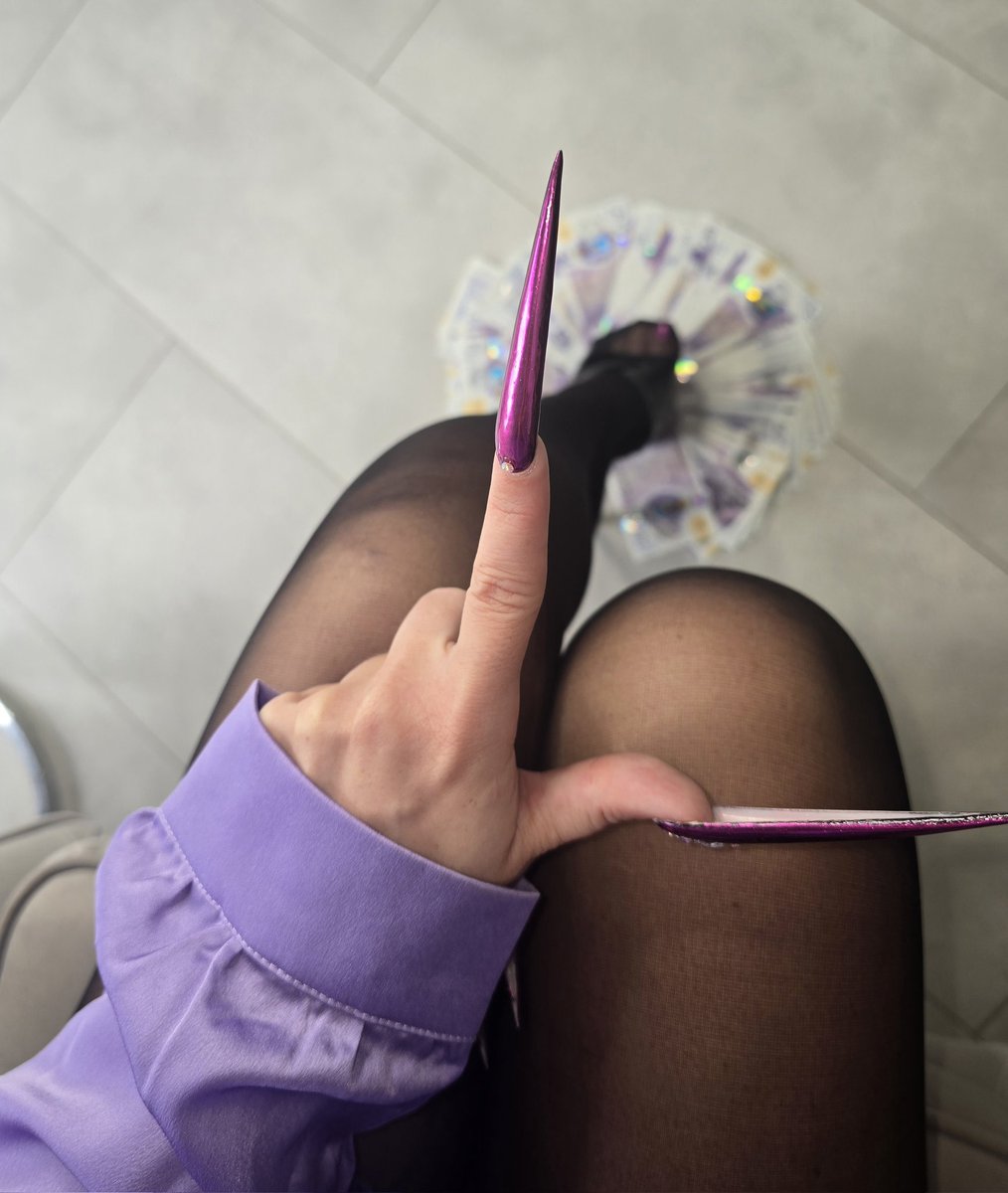 The Findom Debt Collector 💅🏼 tweet media