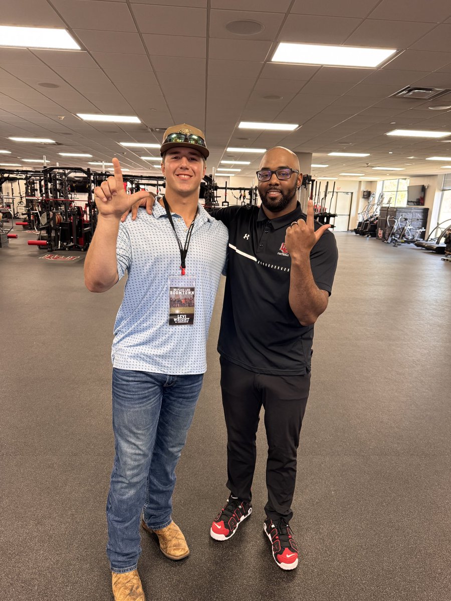 Levi Wright tweet media