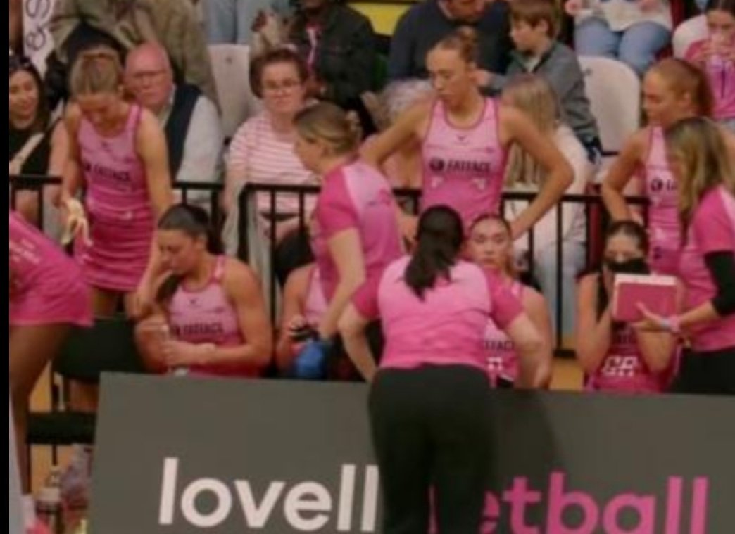 #InTheChat tweet media