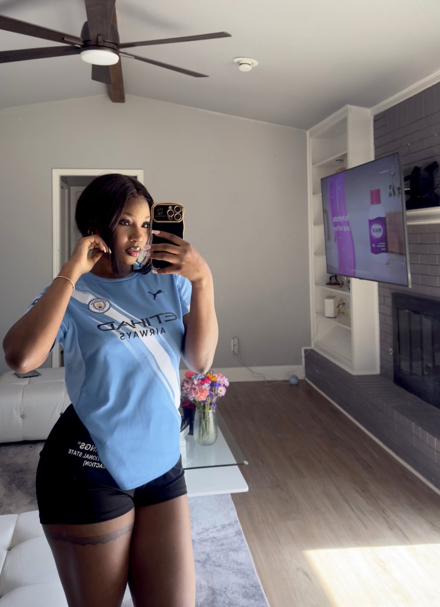 Precious tweet media