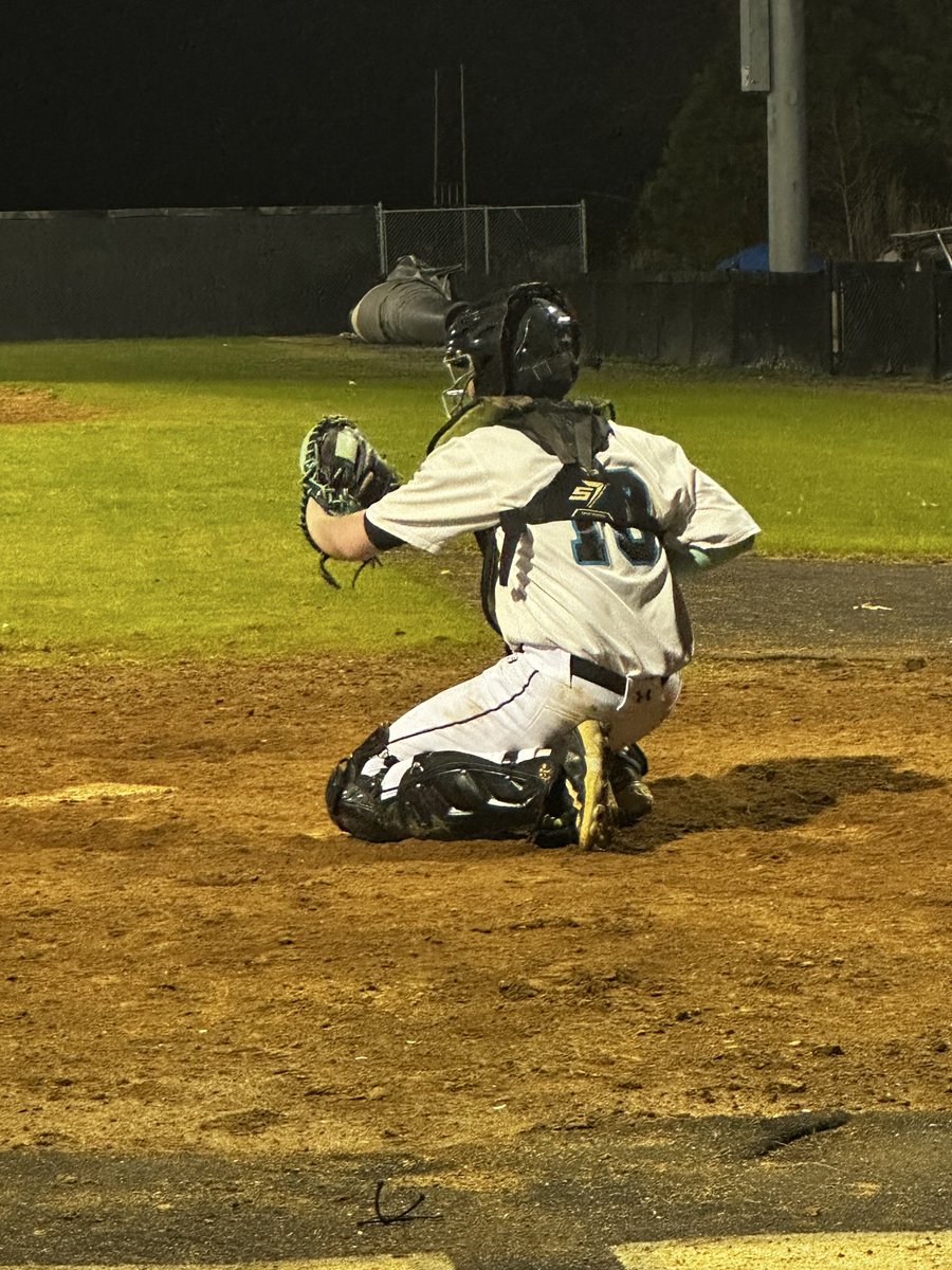 HudsonBaker29's tweet photo. Scrimmage game against Ocean Lakes. Ready for the real deal to start! https://t.co/1RLG51vaOM