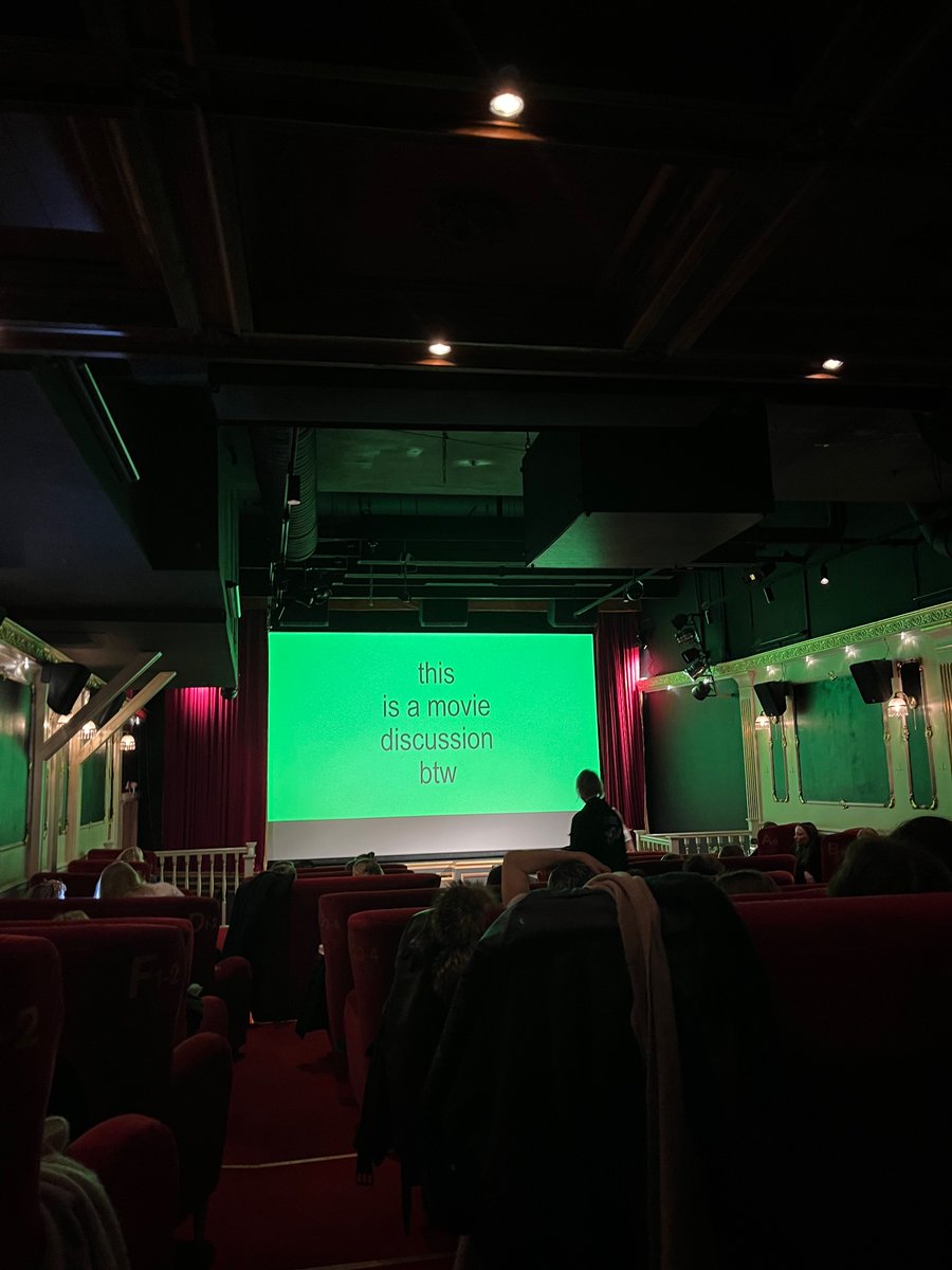 irl girl tweet media