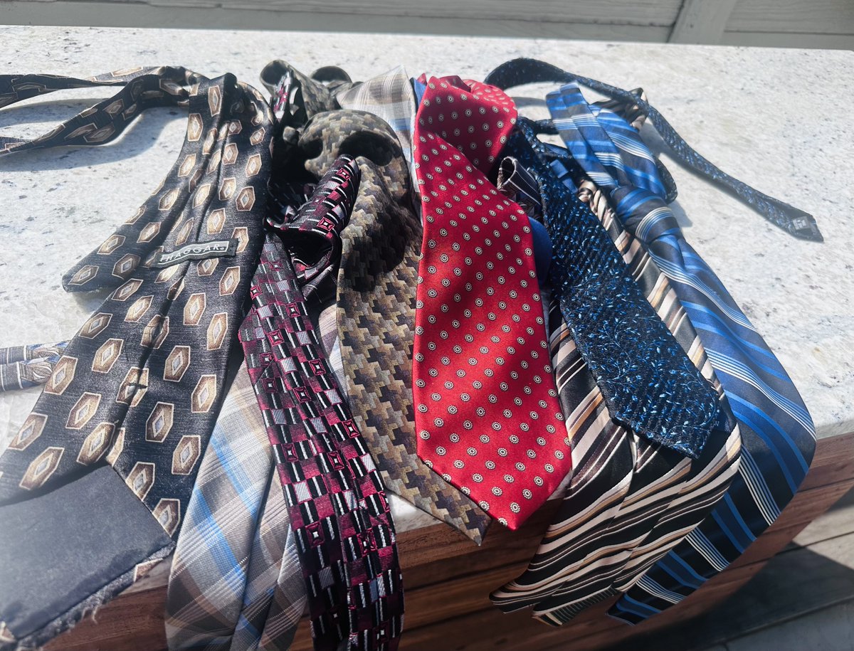 NKaravedas's tweet image. What says retirement better than tossing most of these guys lol 👔 

Enjoy your Sunday! #Purge #Recharge #Rest #OG