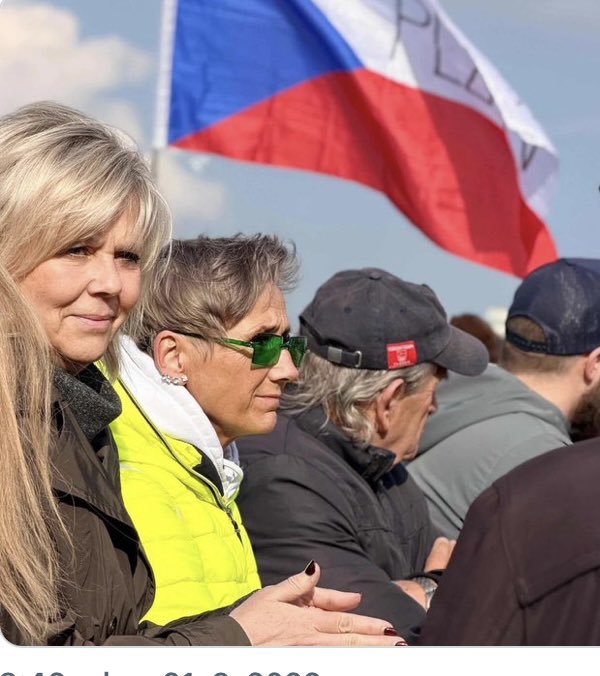 AnoNe deník tweet media