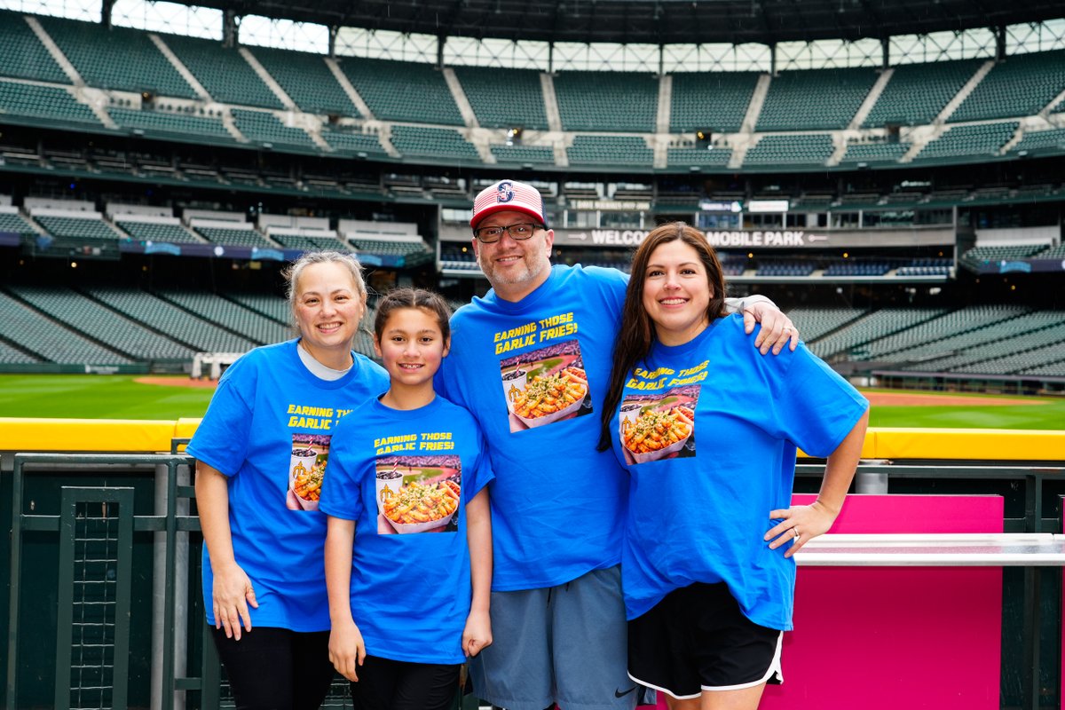 T-Mobile Park tweet media