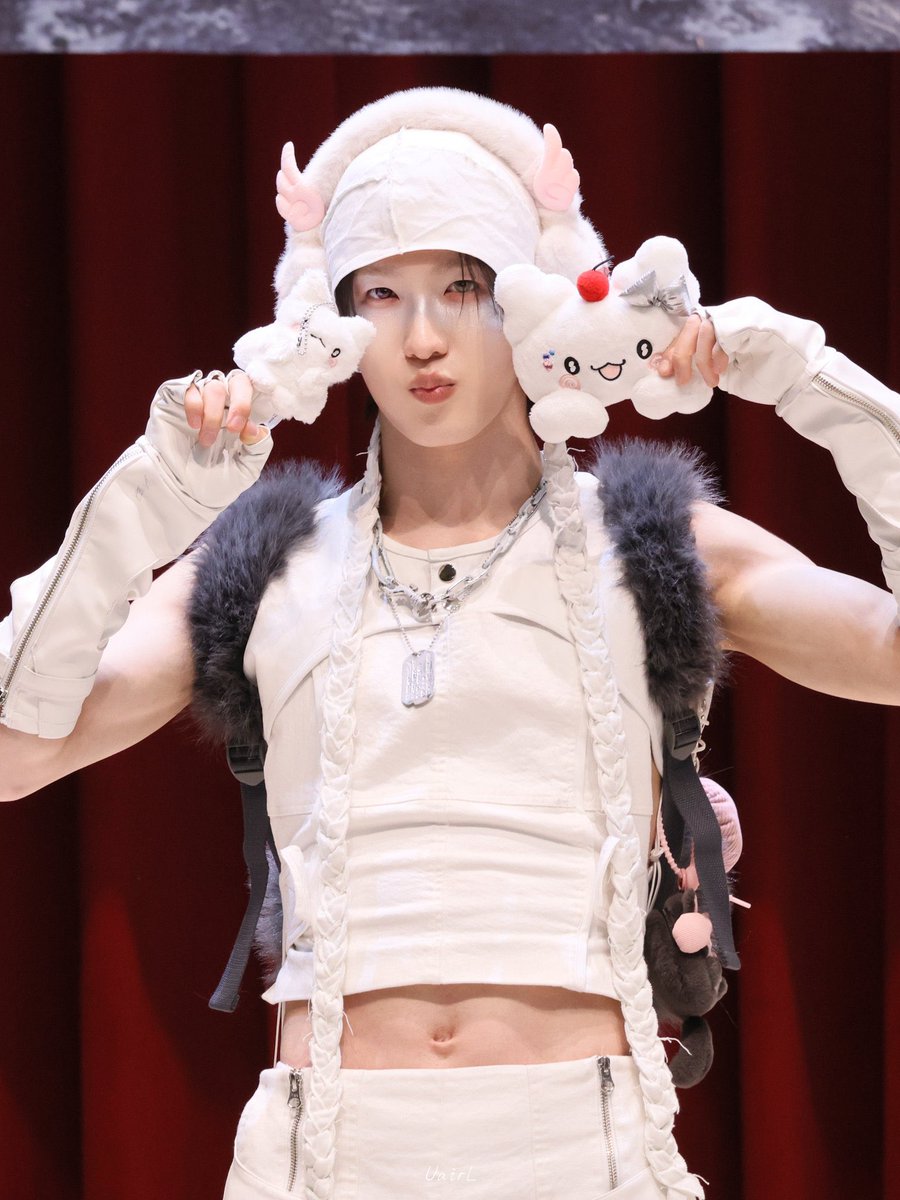 +ki🐰ྀི tweet media