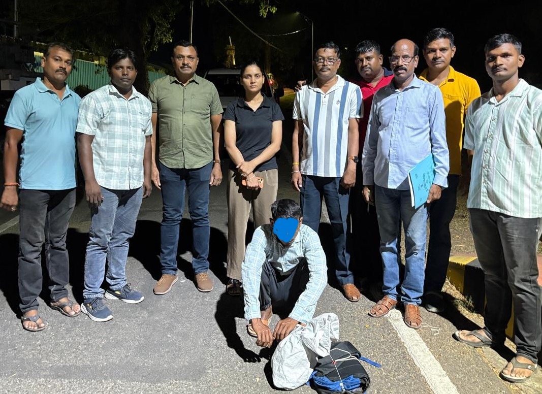 SocioMediaX's tweet photo. Anti-Narcotics Police Station apprehends drug peddler!

On 21/03/2026, acting on credible intelligence, Anti-Narcotics Police Station conducted a swift operation near Scout Hut Junction (India Map), Sri Vijaya Puram, and apprehended one person.

During search, 1.015 Kg ganja was recovered and seized from the possession of the accused.

The accused has been booked under the provisions of the NDPS Act, 1985, and further investigation is underway.