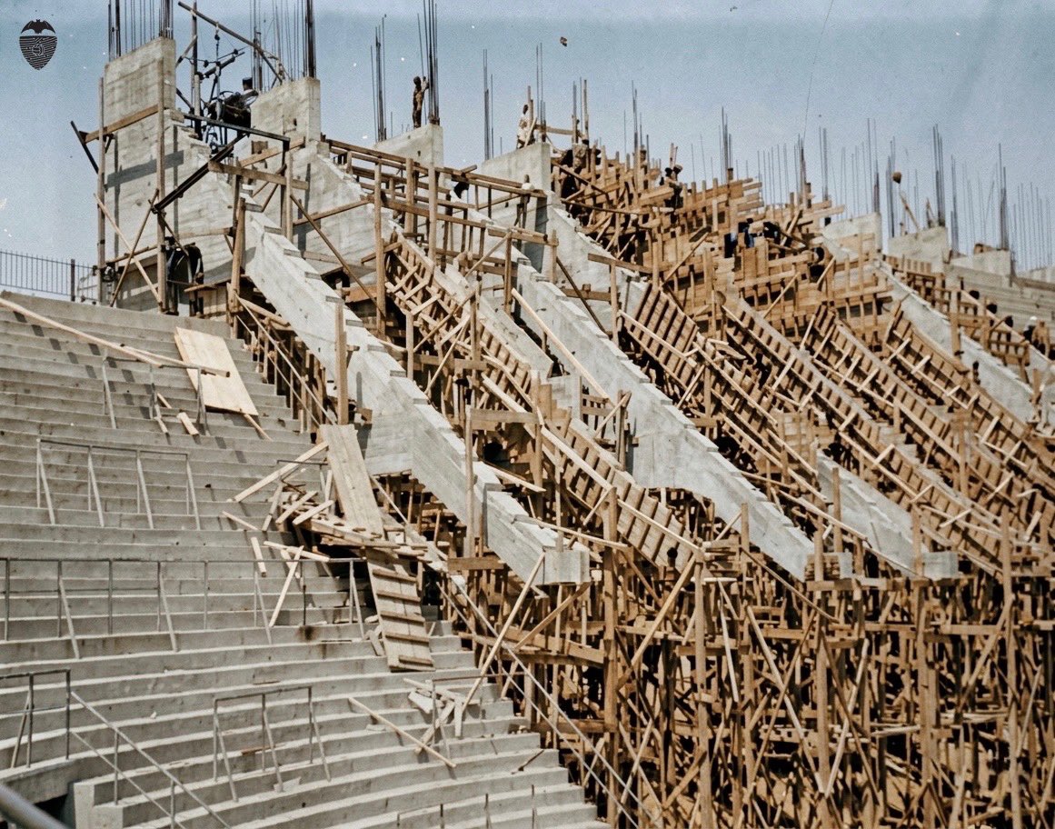 𝗖𝗶𝗯𝗲𝗿𝗰𝗵𝗲 tweet media