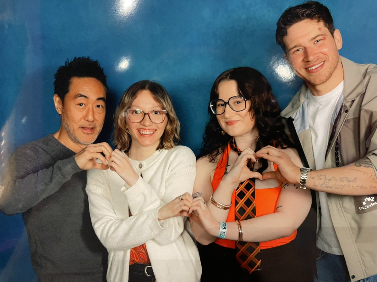 lo ⋆˙⟡ tweet media