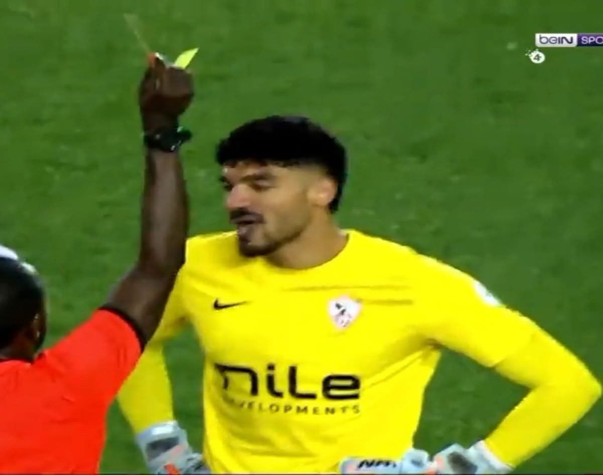 🔴عمري ما كنت من الناس اللي تقسو على أي لاعب لابس تيشرت الزمالك… 
🚨لكن اللي بيحصل من محمد صبحي بقى صعب يتسكت عليه…
مش غلطة مباراة وخلاص، ده تكرار لاستهتار ورعونة بتكلف الفريق كتير.

الزمالك مش مكان للتجارب ولا للاستهتار… الزمالك محتاج لاعيبة عندها تركيز، مسؤولية، وقلب على