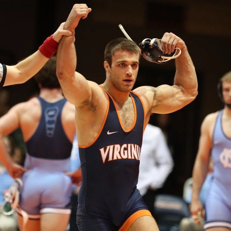 DomBottomBro 💪 tweet media