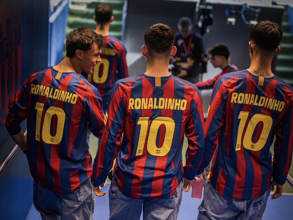 Barça Archive tweet media