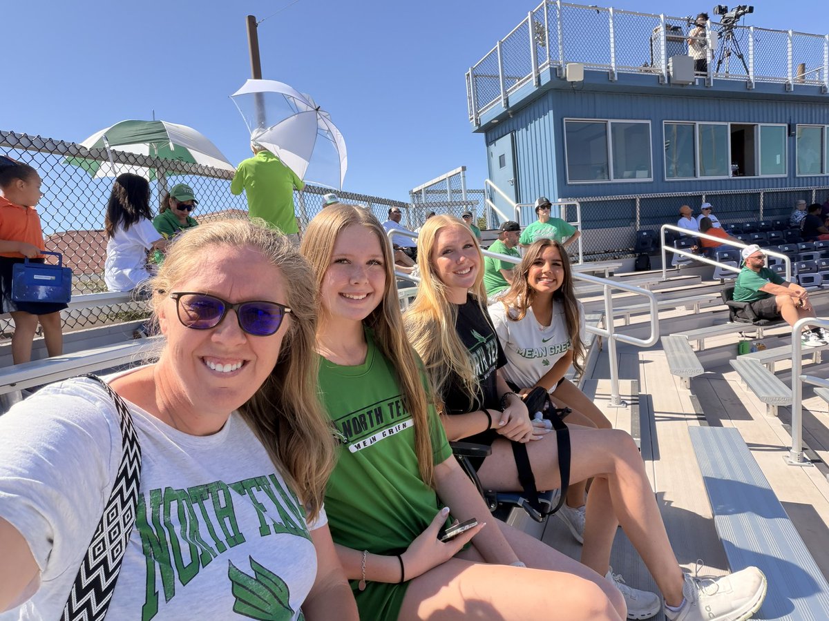 The Hype Mom tweet media