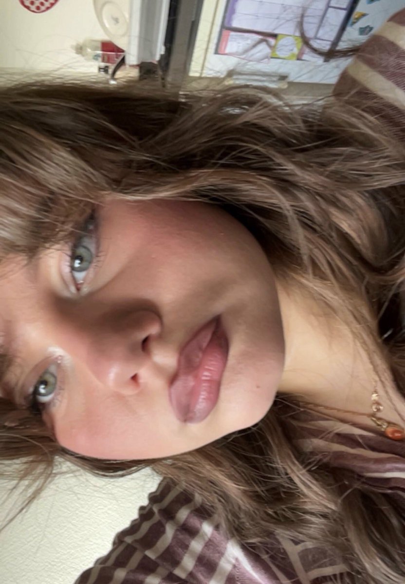 🐾 cloe tweet media