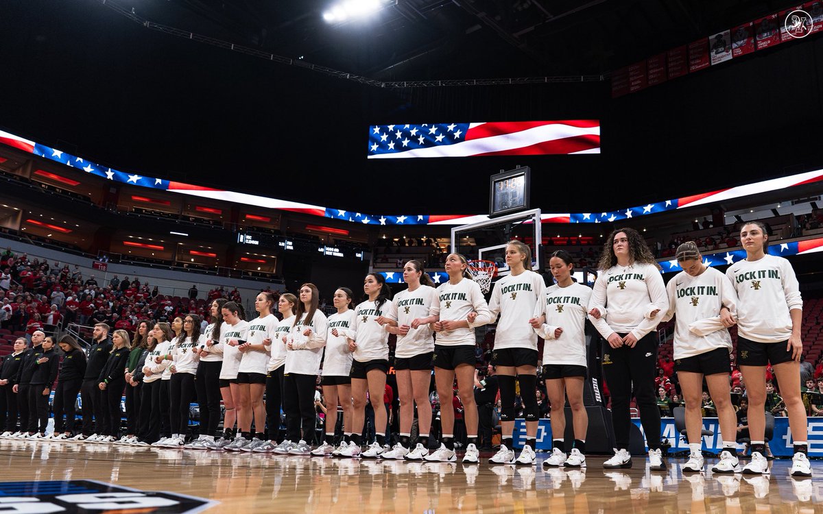 UVMwbb's tweet photo. Thank you, Catamount Country, for all the love and support this year 💚💛

We wouldn’t have made it to the biggest stage without your energy, encouragement, and loud cheers 🫶

We’ll be back 😼 https://t.co/eiPmm573hZ