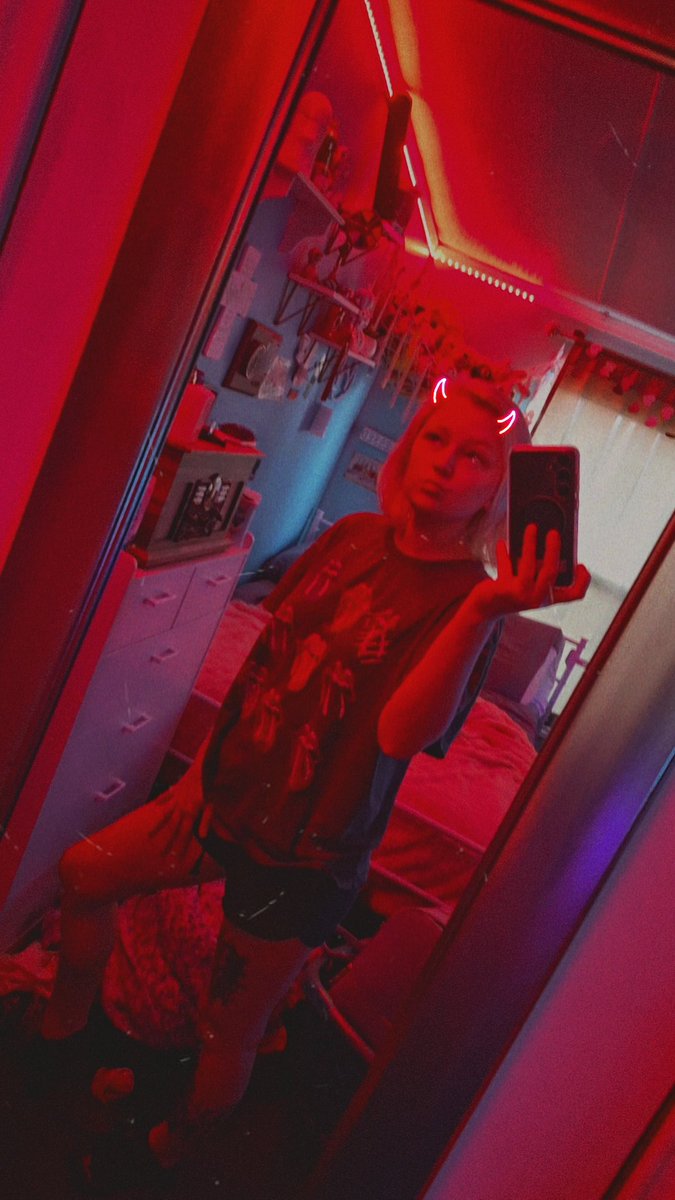 ShortStuff69 tweet media