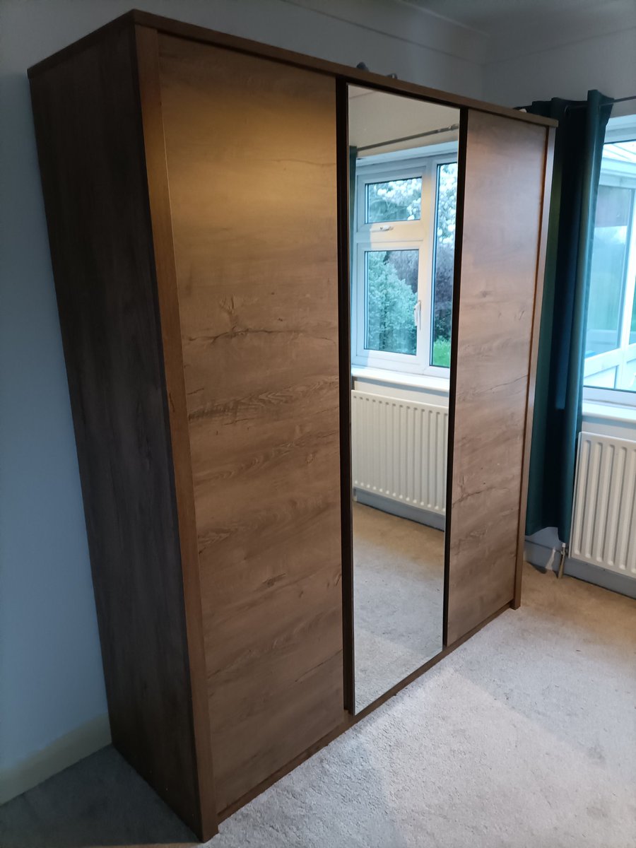 Old one, drawers and telly shifted and dismantled. Now on Facebook for sale. 

We build. In situ.