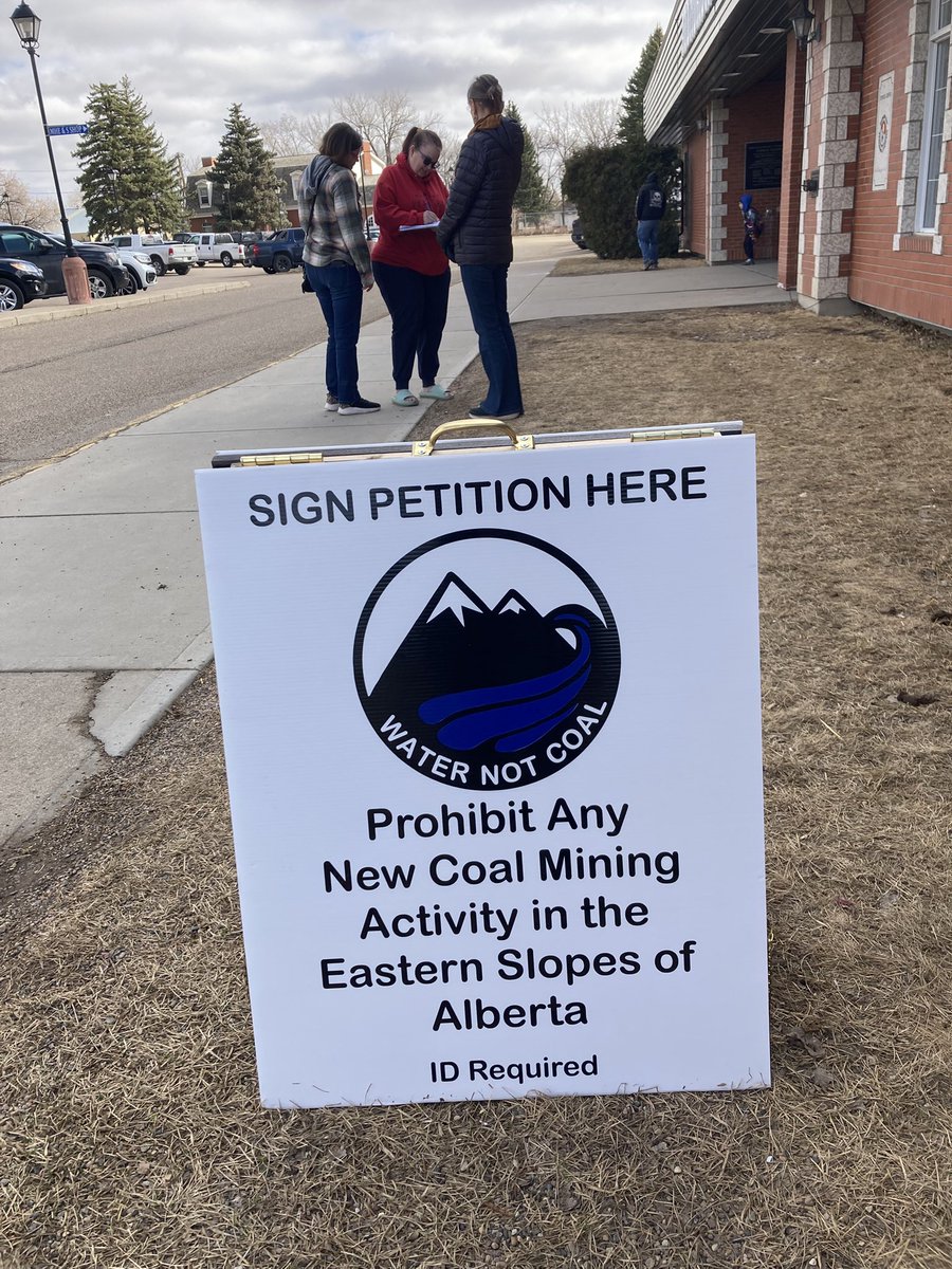 Hey #medhat! Come sign the <a href="/WaterNotCoalAB/">Water Not Coal</a> petition at the Wildlife Festival until 2 pm today.