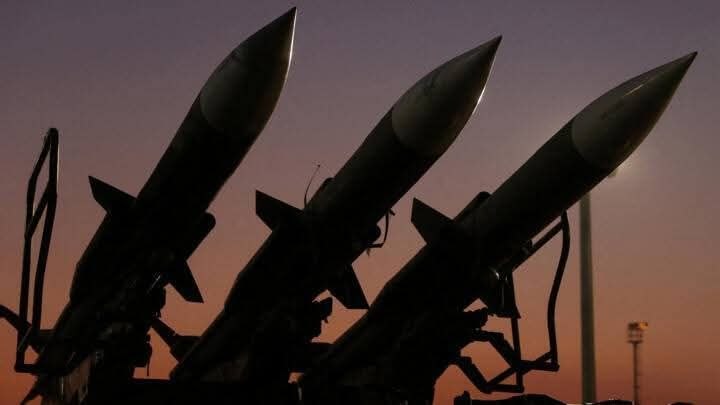 pueblopatriota's tweet image. 🇮🇷 ⚡ #GUERRATOTAL | LA AMENAZA DEL "SIGLO SECO": IRÁN PROMETE DESTRUIR TODA LA ENERGÍA Y EL AGUA DEL MEDIO ORIENTE

​TEHERÁN / GOLFO PÉRSICO – En una respuesta directa a las recientes advertencias de la administración Trump y tras el impacto en sus instalaciones nucleares,