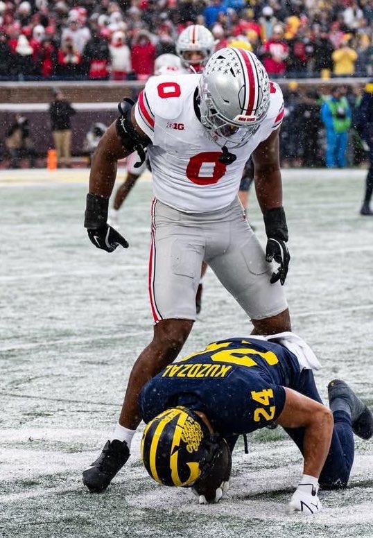 The Buckeye Show 🌰 tweet media