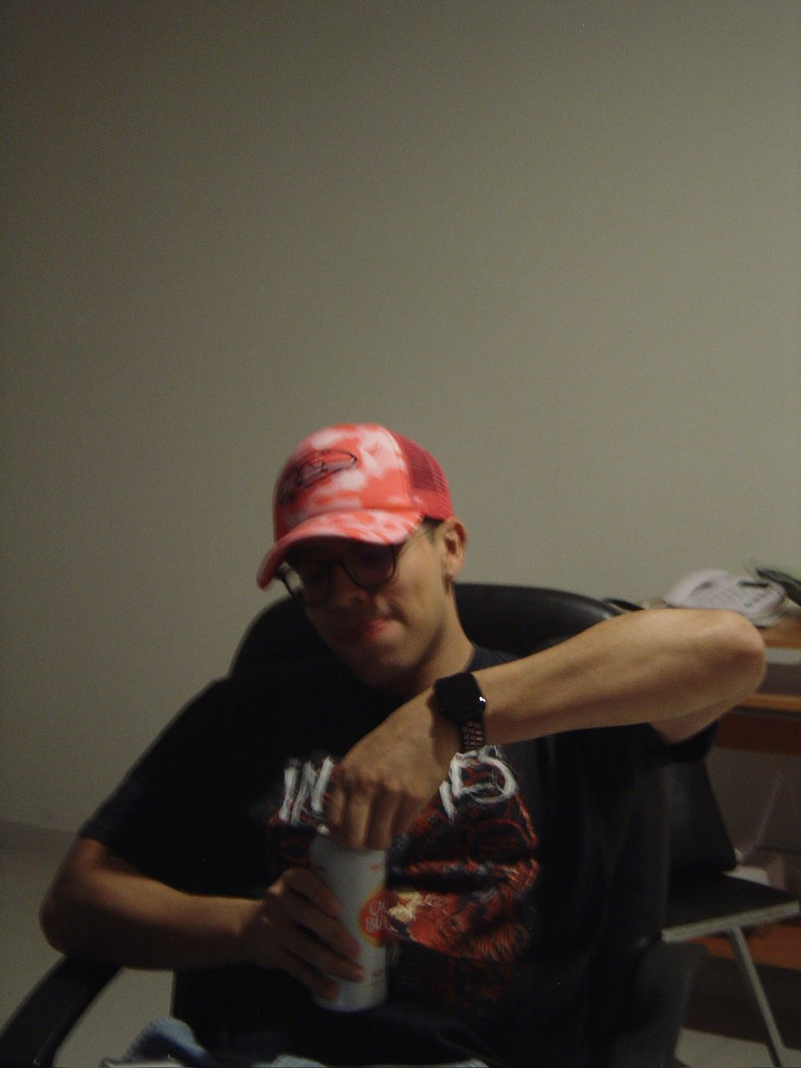 fentanilo𓆩ꨄ︎𓆪2002 tweet media