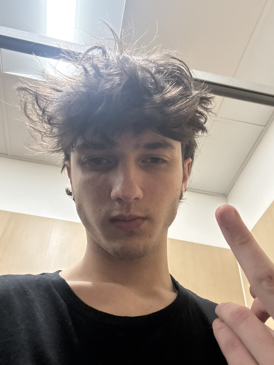 Tony Mazzetti tweet media