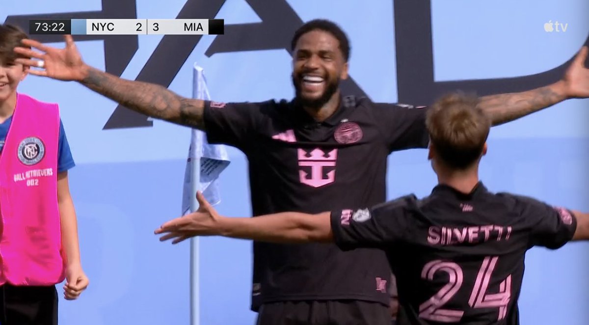 The Touchline | 𝐓 tweet media