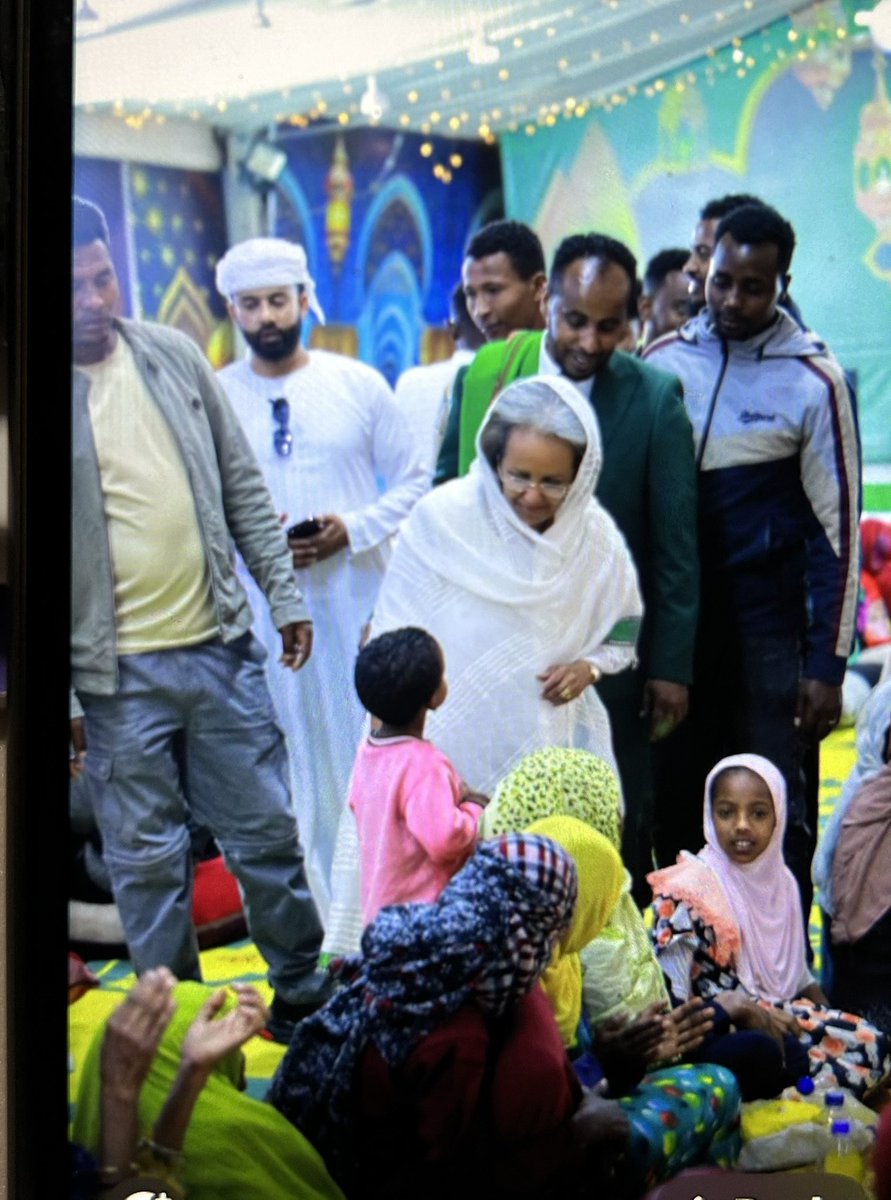 SahleWorkZewde's tweet photo. የረመዳን ጾም 27ኛ ቀን የላይለቱል ቀድር ዕለት ወንድም ካሌድ ፋውንዴሽን በመገኘት ችግር ላይ ያሉና ልጆቻቸውን ብቻቸውን ከሚያሳድጉ ሴቶች ጋር ለማፍጠር ዕድሉ ገጥሞኛል:: ብዙ ጊዜ የትኘሁበት ቦታ ሲሆን ያየሁት እያደገ የመጣው የፋውዴሽኑ ሥራ የሚያስመሰግን ንው:: ዕርዳታው ይቀጥል::