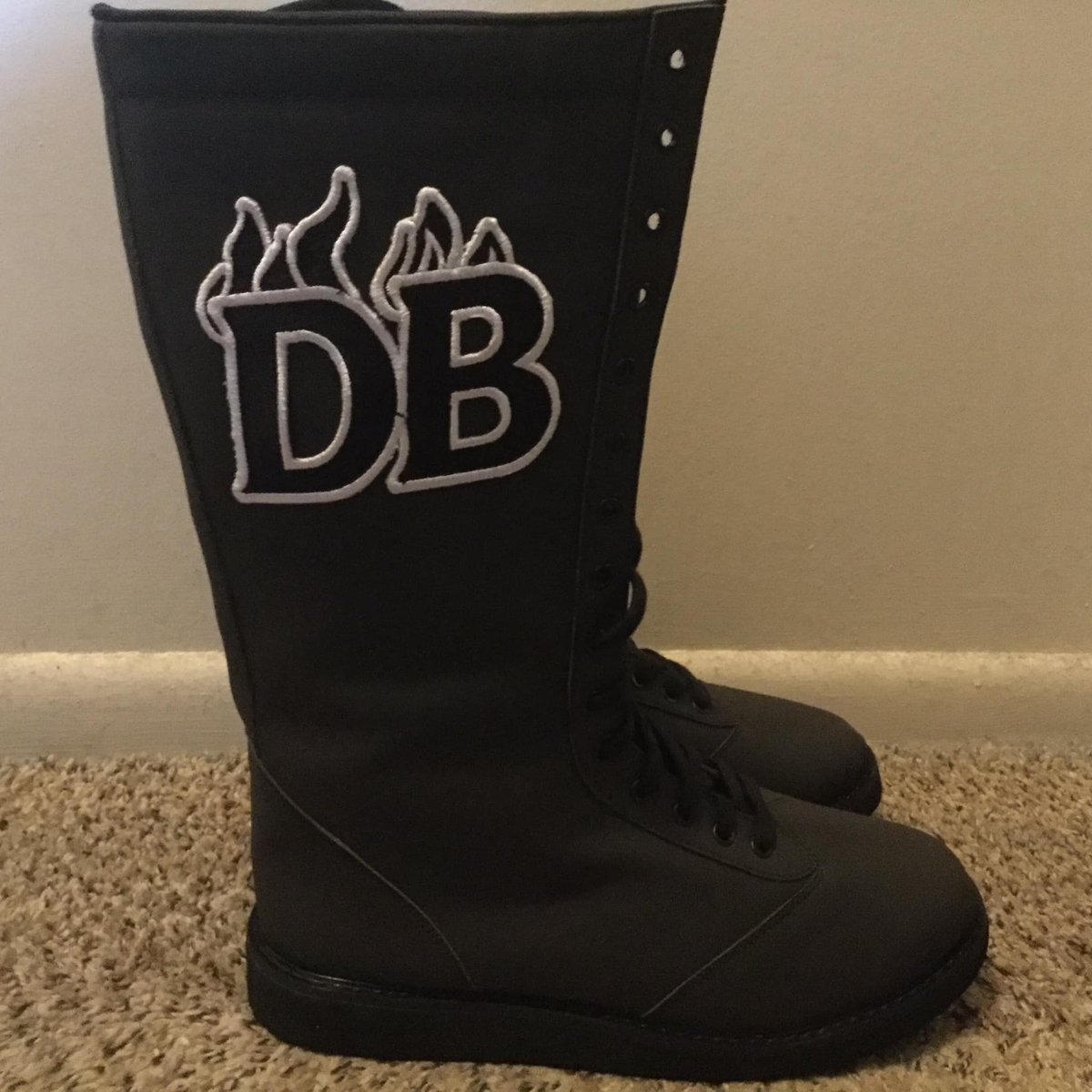 So fresh, so clean 👌 I love how these boots came out. The custom DB logo is beautifully done &amp; the lining on the inside of the boots is tremendous. I’m looking forward to roaming the ring in these bad boys 🔥💯

#professionalwrestling #independentwrestling #professionalwrestler