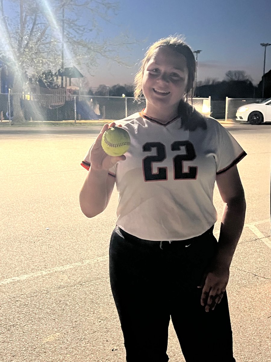 Bombers Catcher <a href="/AllieAbles2028/">Allie Ables</a> getting it done this weekend with her Dyer County Choctaws with another 💣! 
#bombsquad
#bombersnation
#bluebloods