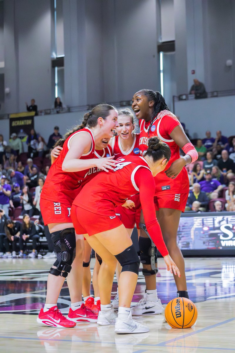 NCAA Division III tweet media