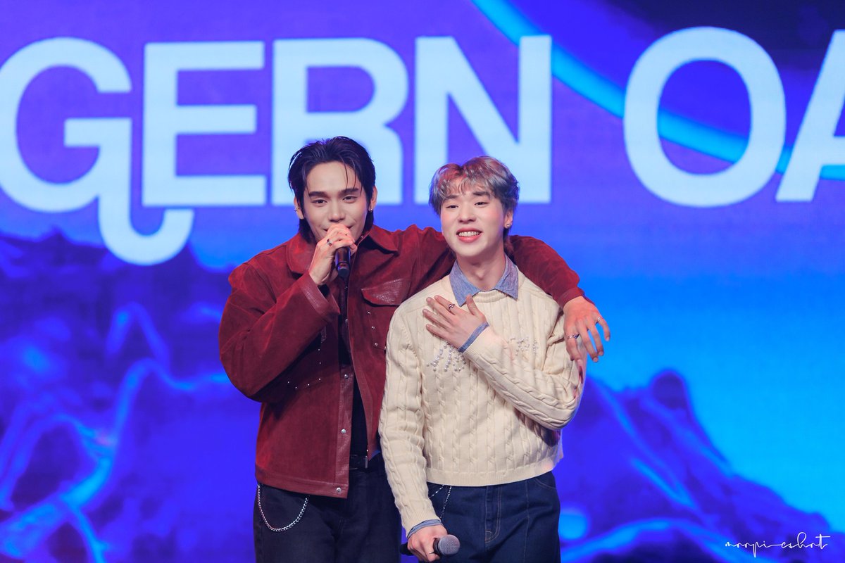 PLOY⇌ ·͜· ♡ tweet media