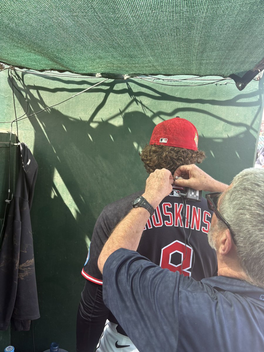 Andre Knott tweet media