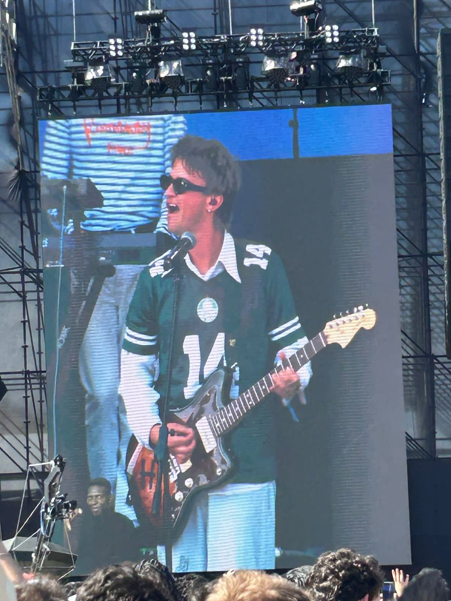 máquina de averiguar resenha tweet media