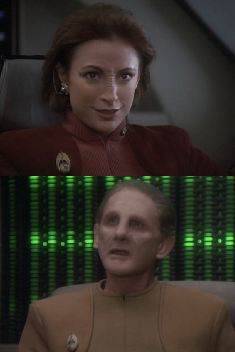 gaghyogi49's tweet photo. The Bajoran combadge, first seen in #StarTrekDS9's "Emissary", is shaped like the Bajoran emblem, as can be seen from these screenshots of Kira and Odo wearing the combadge in the pilot and the collage of combadge shots, also from "Emissary". https://t.co/dMZ5rW1eak