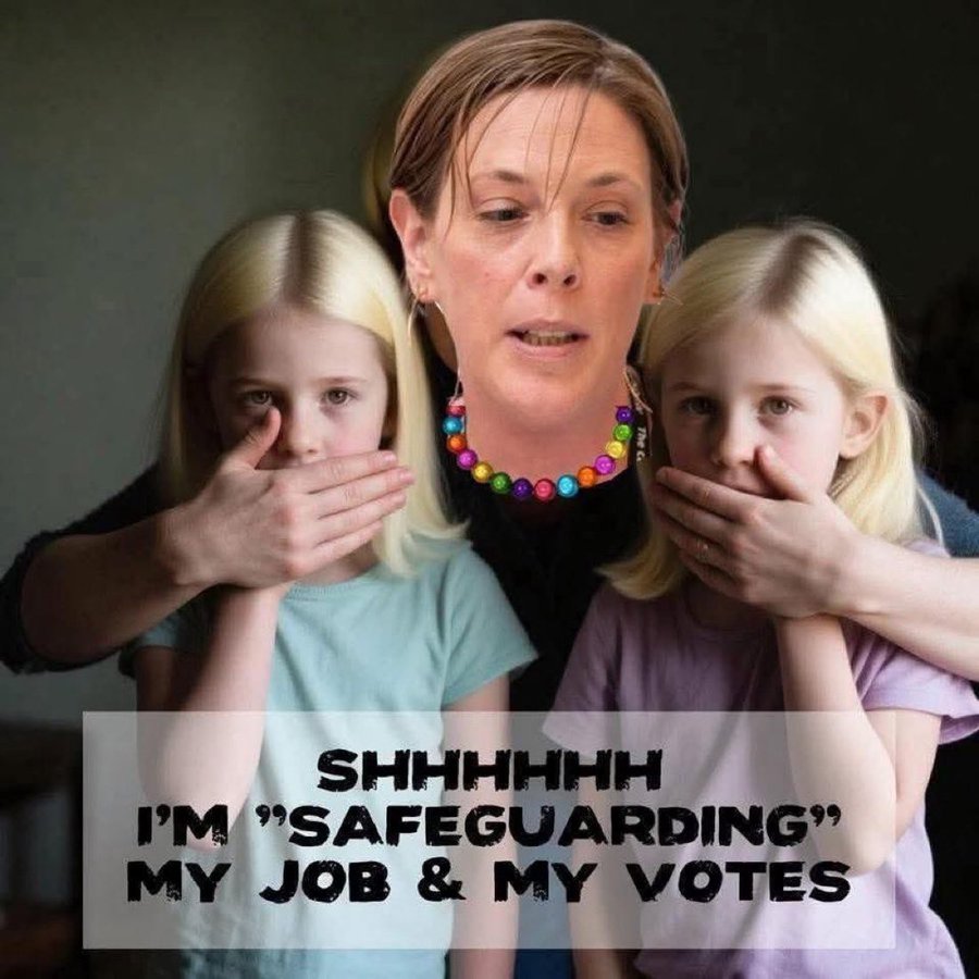 JohnnyBlueEyes (Well Known Far Right Hooligan) tweet media