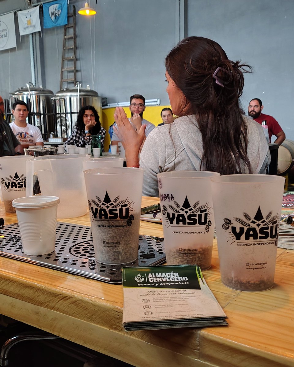 CervezaYasu's tweet photo. Ayer estuvimos de capacitaciones en la fabrica
.
Muchas gracias @somoscerveros y #GiseMunafo!! https://t.co/c7bkuLuUpJ