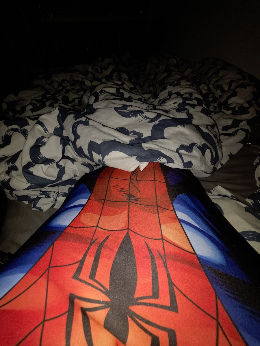 SpideyNightFr's tweet photo. It's so comfortable to lie down in your suit 🕷

#Spiderman #Zentai #Spidermansuit #Spidey #Spideytime #Spideysuit #Spidermancostume #スパイダーマン #スパイディスーツ #スパイダーマンのコスプレ #全身タイツ #ゼンタイ https://t.co/O66jDEgWpb